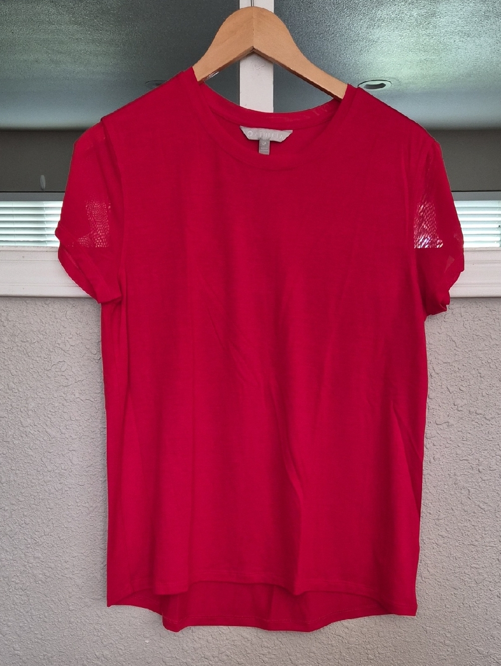 Athleta Bright Red Short Sleeve Tee Sz. Women's L PETITE